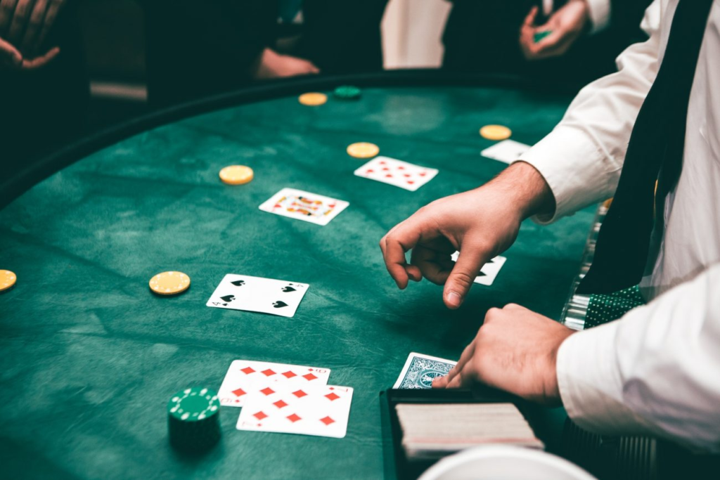 Online slots and gambler’s fallacy: why chasing losses doesn’t work
