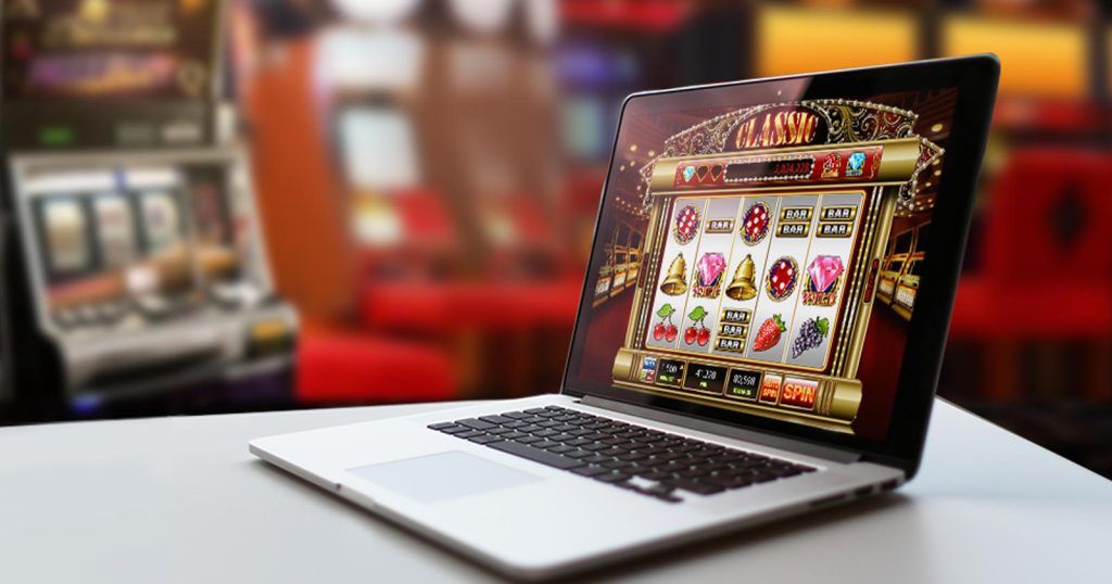 How do you increase your bet in online slots?